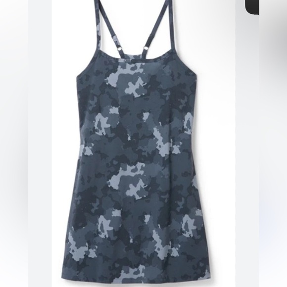 Mountain Hardwear Women's Dynama Dress Gray Camo Size XS Built in Bodysuit - Picture 1 of 14